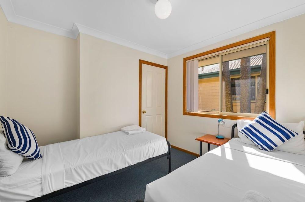 Dolphin Sands Holiday Cabins Coffs Harbour Buitenkant foto